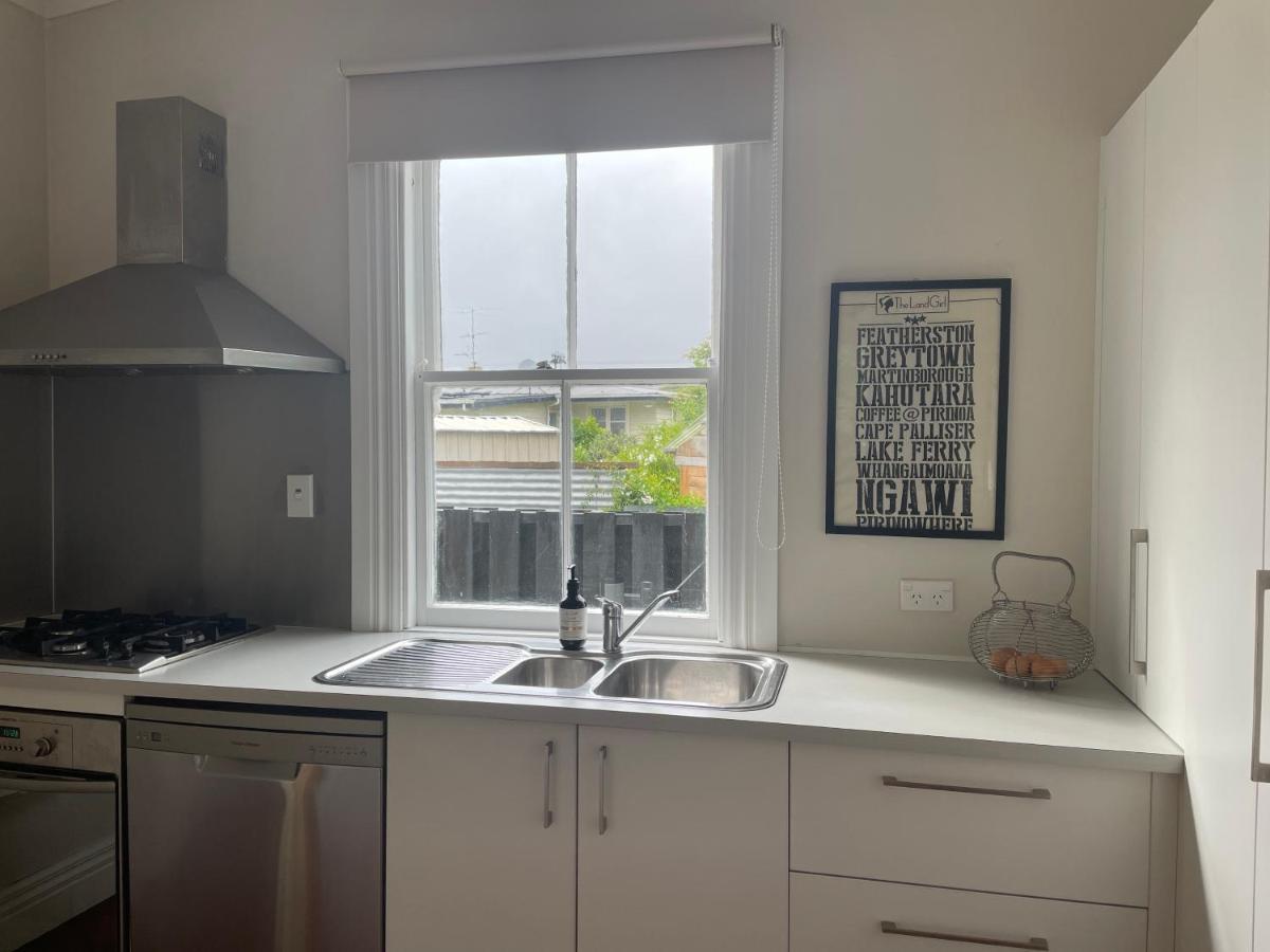 La Rocque Cottage Martinborough Εξωτερικό φωτογραφία