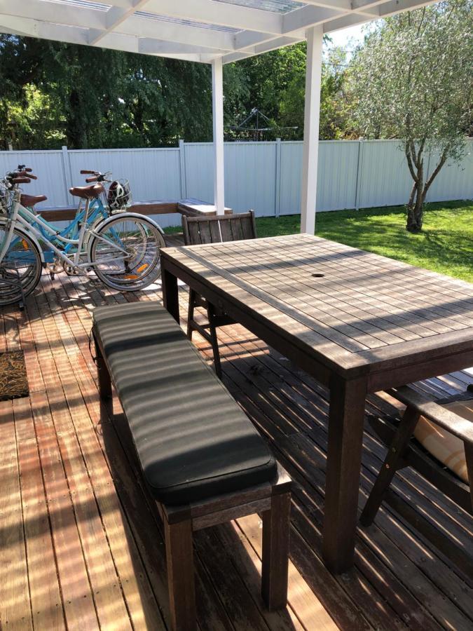 La Rocque Cottage Martinborough Εξωτερικό φωτογραφία